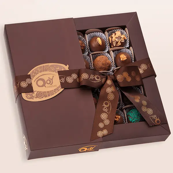custom-chocolate-gift-boxes (1) Chocolate Gift boxes