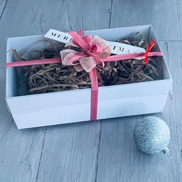 custom-presentation-boxes-with-clear-lids Presentation Boxes