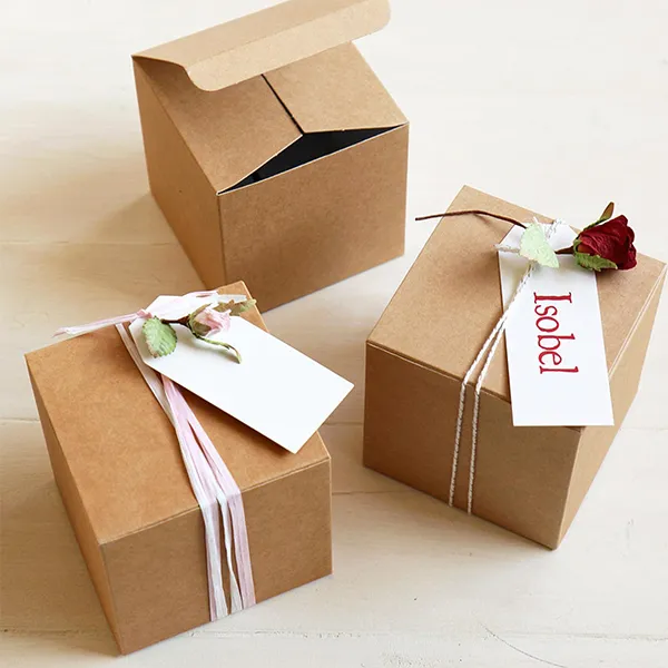 tuck-top-gift-packaging-boxes (2) Tuck Top Gift Boxes